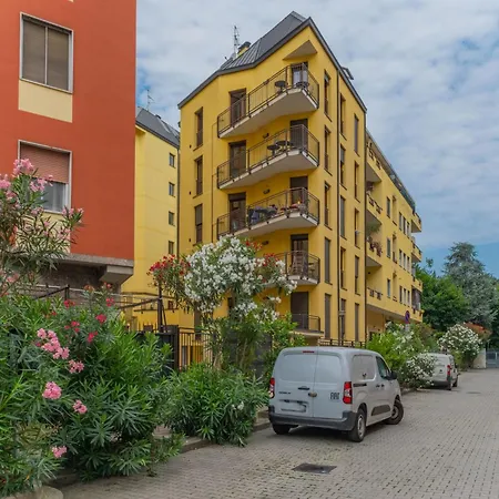 Casa Raffaella Comfort Smart Working M3 Bus Self-check-in Apartment *