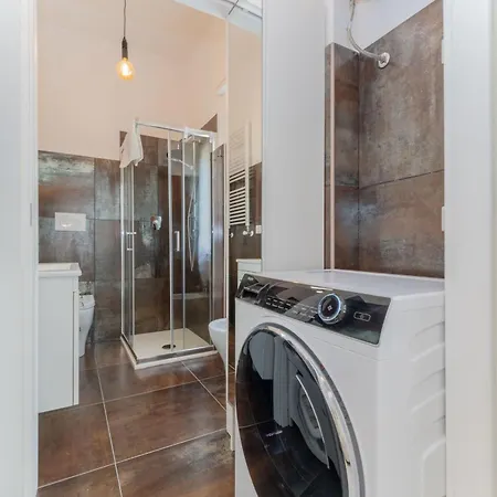 Casa Raffaella Comfort E Smart Working Vicino M3 E Bus Apartmán