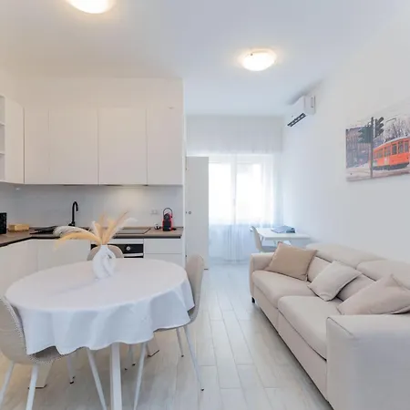 Casa Raffaella Comfort E Smart Working Vicino M3 E Bus * Milán