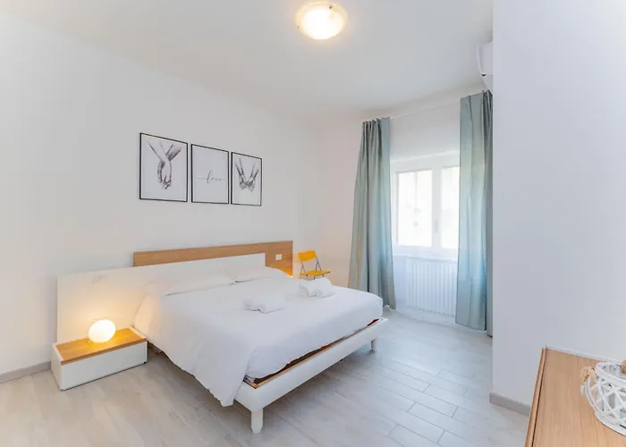 Apartment Casa Raffaella Comfort Smart Working M3 Bus Self-check-in Mailand