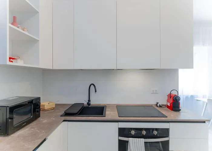 Apartment Casa Raffaella Comfort Smart Working M3 Bus Self-check-in Mailand