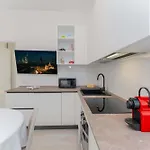 Apartman Casa Raffaella Comfort Smart Working M3 Bus Self-check-in