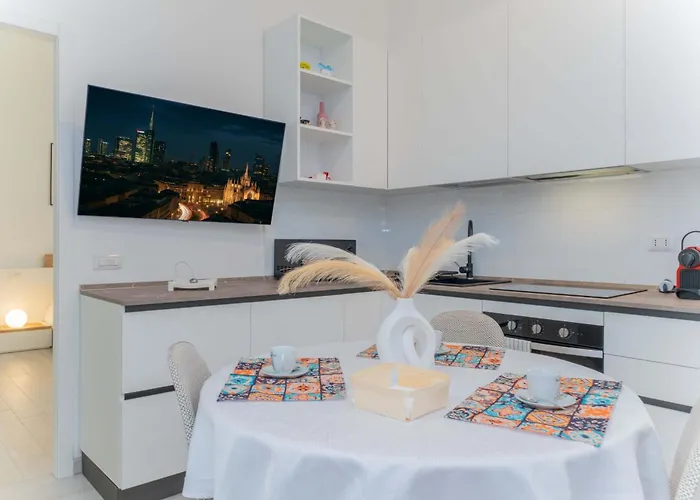 Casa Raffaella Comfort Smart Working M3 Bus Self-check-in Apartment Milan